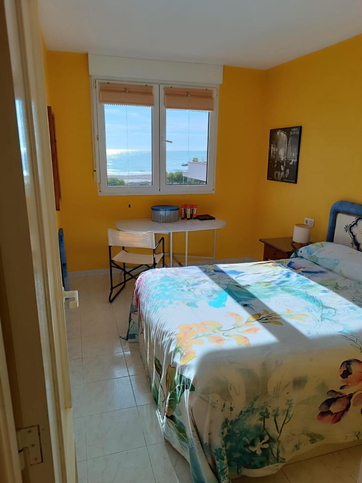 Apartamentos Marineu Cala Josep 阿尔考斯布里 外观 照片